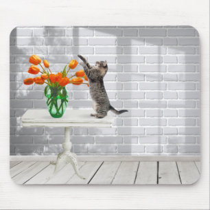 Katt med Orange Tulips Mouse Pad Musmatta