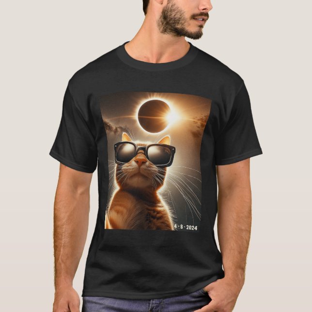 Katt med solarium 2024 Eclipse Wearin T Shirt (Framsida)