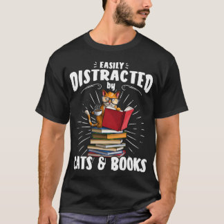 Katt och Bokar har lätt att distrahera från katt-  T Shirt
