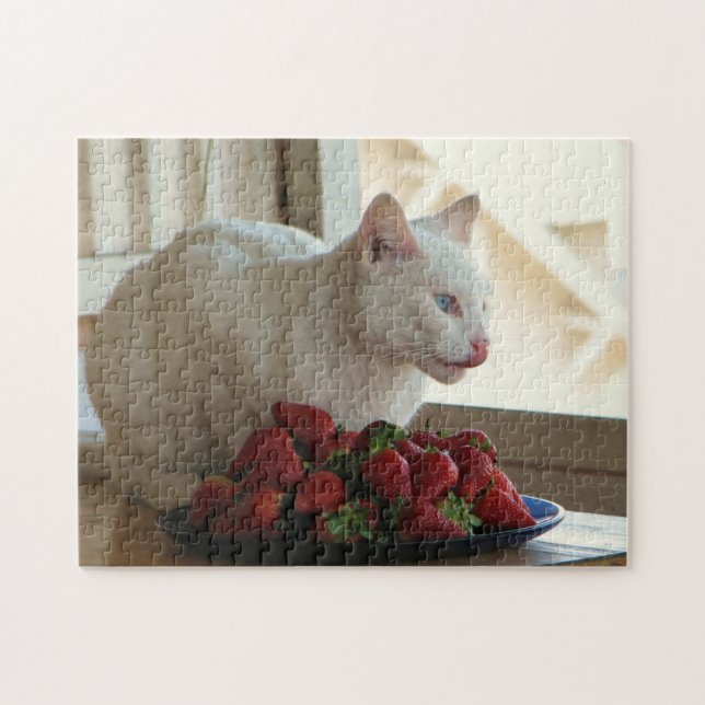 Katt och jordgubbar, puzzle! pussel (Horisontell)