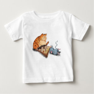 Katt och mus som spelar schess Baby T-Shirt-Roligt T Shirt