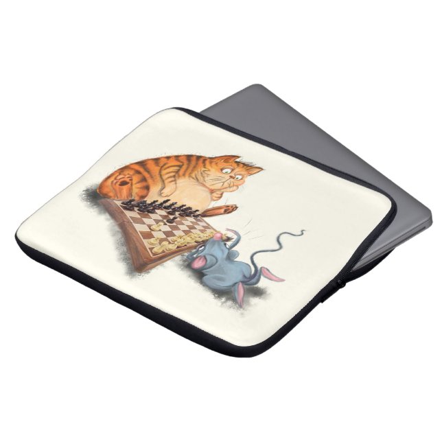 Katt och mus som spelar schess Laptop sleeve (Framsida topp)