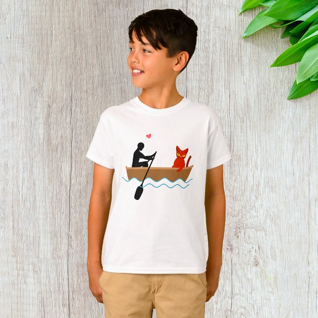 Katt och Rower i Boat Funny Whimsical Djurälskare T Shirt (Skapare uppladdad)