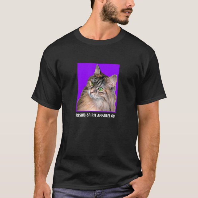 Katt på Lila T Shirt (Framsida)