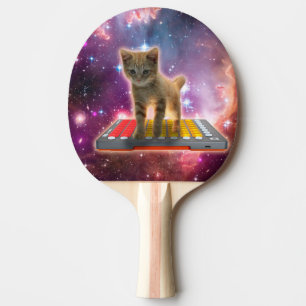 Katt på syntetizrar i rymden pingisracket