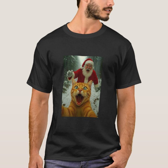 Katt Selfie med Tomte - Rolig Katt Jul T Shirt (Framsida)
