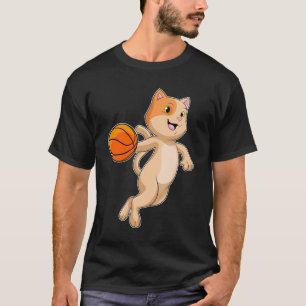 Katt som basketspelare med basket t shirt