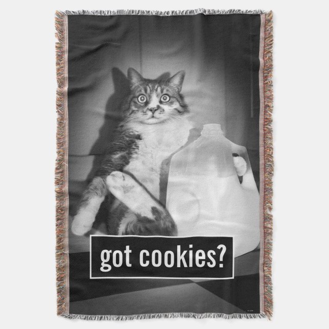 Katt som dricker Mjölk från sot Filt (Framsidan Vertikal)