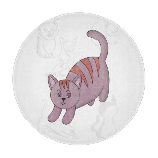 Katt som får redo att hoppa över täcket för duntäc