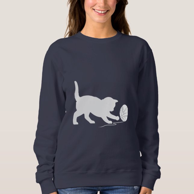 Katt som leker med garnnystanet i Silhouette Tee (Framsida)