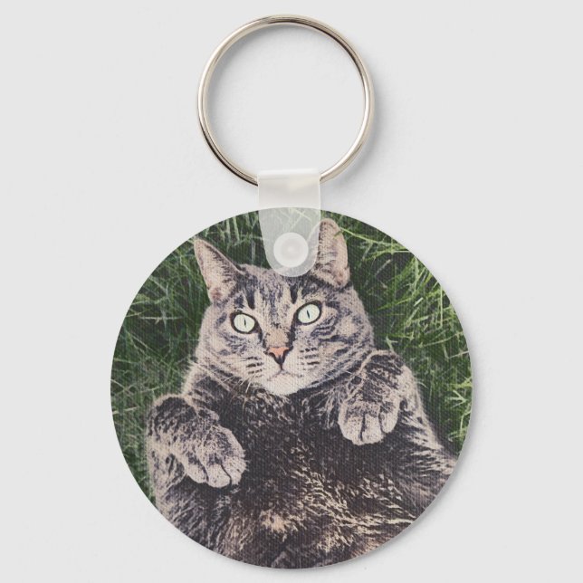 Katt som ligger i gräset nyckelring (Baksida)
