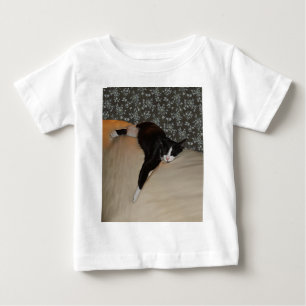 Katt Sömpande ovanpå koppsspädbarn T- Shirt Tee