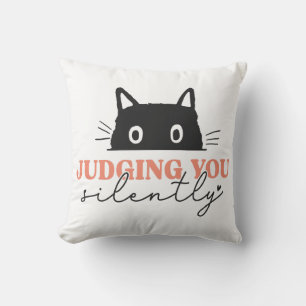 Katt tyst dömer dig kudde