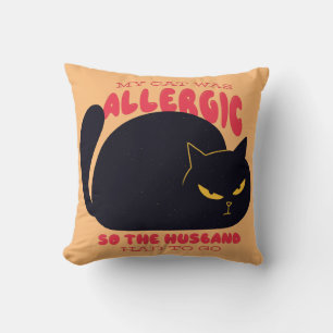 Katt var allergisk, så Make måste gå. Kudde