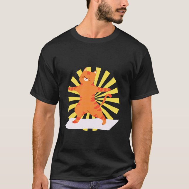 Katt Yoga Kitty T Shirt (Framsida)