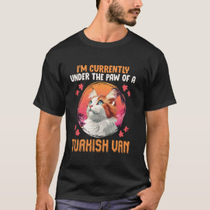 Kattägare FÖRHÅLLER SIG FÖR TILLFÄLLET UNDER TATAR T Shirt