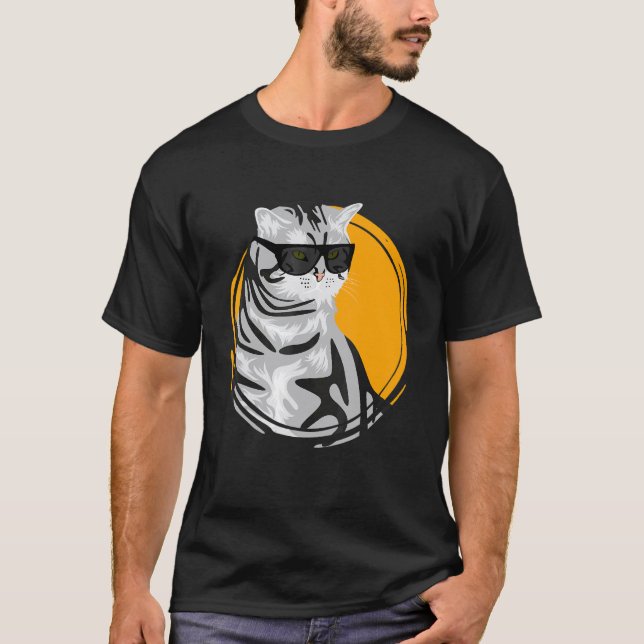 Kattdesign För Ett Gott Humör T Shirt (Framsida)