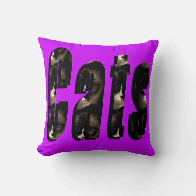 Kattdimensionell Logotyp, Magenta Throw Cushion. Kudde (Framsida)