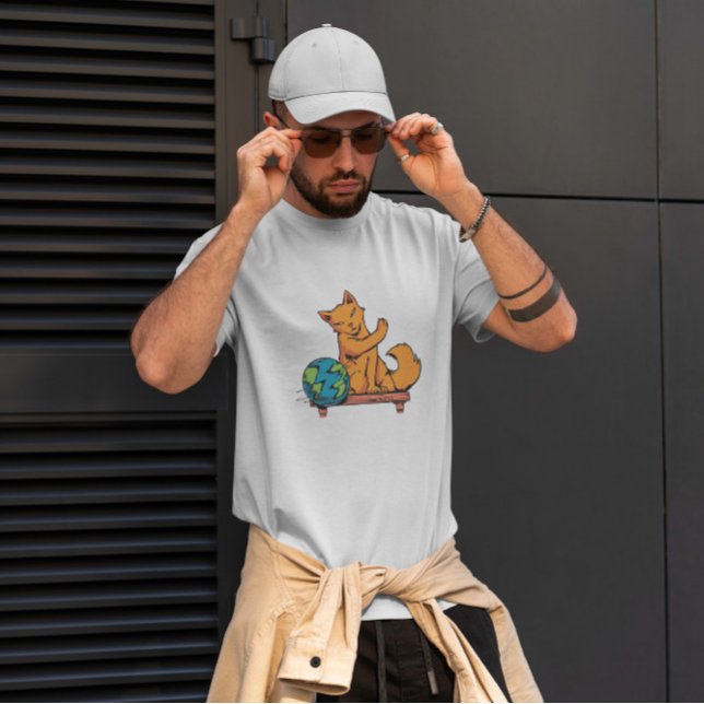 Kattdjur som uppträder med planet t shirt (Skapare uppladdad)