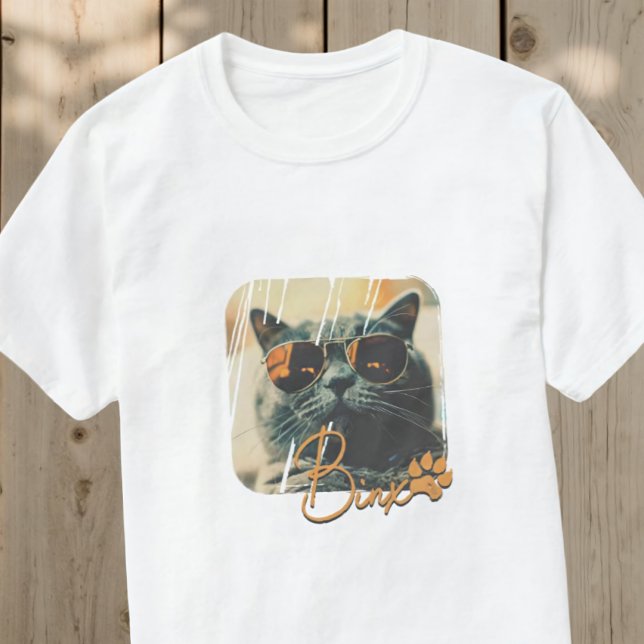 Kattens moderna enkla Coola Grunge Namn och foto T Shirt (Skapare uppladdad)