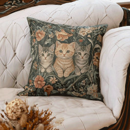 Katter i Vintagen Garden i William Morris Stil Kudde