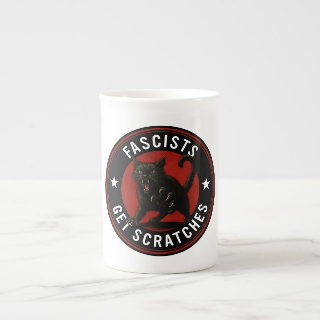 Katter Mot Fascister Benporslin Mugg (Framsidan)