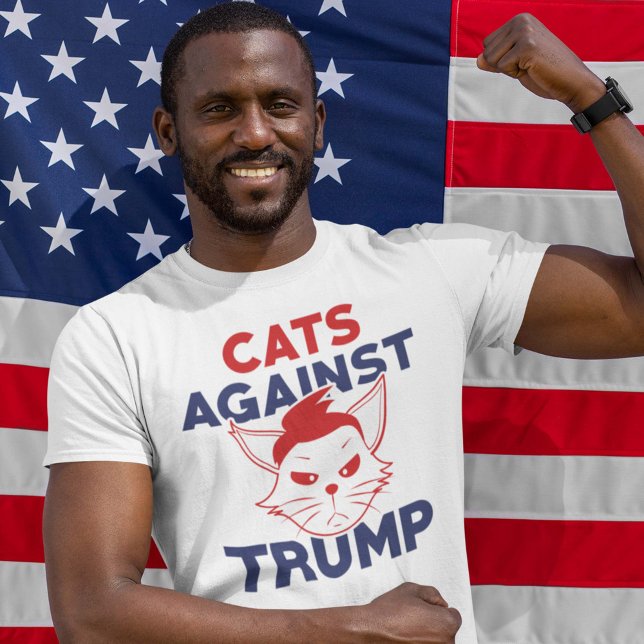 Katter mot trump t shirt (Skapare uppladdad)