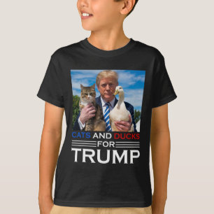 Katter och Ankor för trummor 2024 kattungar och An T Shirt