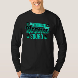Katter och Hundar Rädda djuren som räddar katter o T Shirt