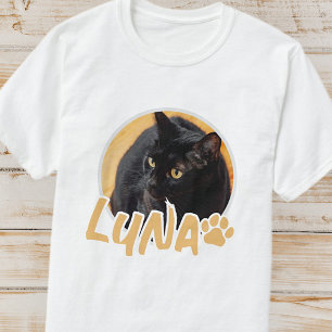 Kattfoto med enkel modern lekfull typografi Namn T Shirt