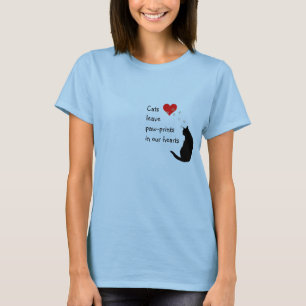 Kattlämnatass avtryck i våra hjärtor t shirt