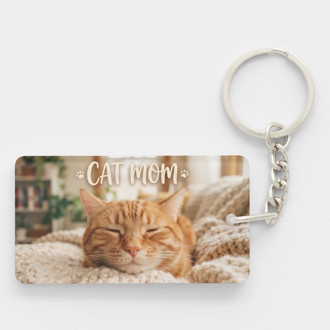 Kattmamma. Söt randig katt.  Nyckelring (Skapare uppladdad)