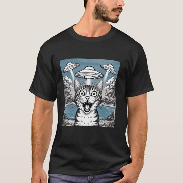Kattselfie med utlänningar UFO-För manar kattgåvor T Shirt (Framsida)