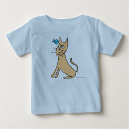 Kattunge fångar den begynna organiska rankan för tee shirt