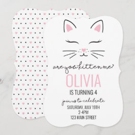 Kattunge födelsedagsinbjudan med rosa hjärtan katt inbjudningar