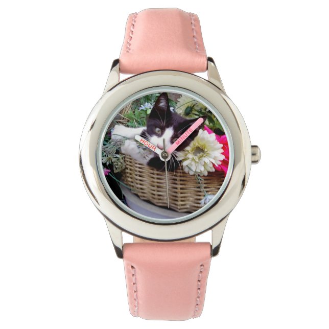 Kattunge i en korg armbandsur (Framsida)