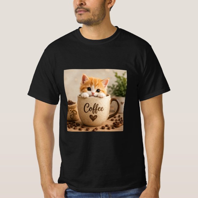 Kattunge i kaffekopp charm t shirt (Framsida)