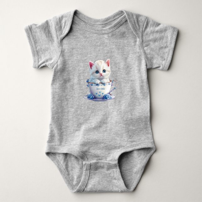Kattunge i kopp blå blommor baby body t shirt (Framsida)