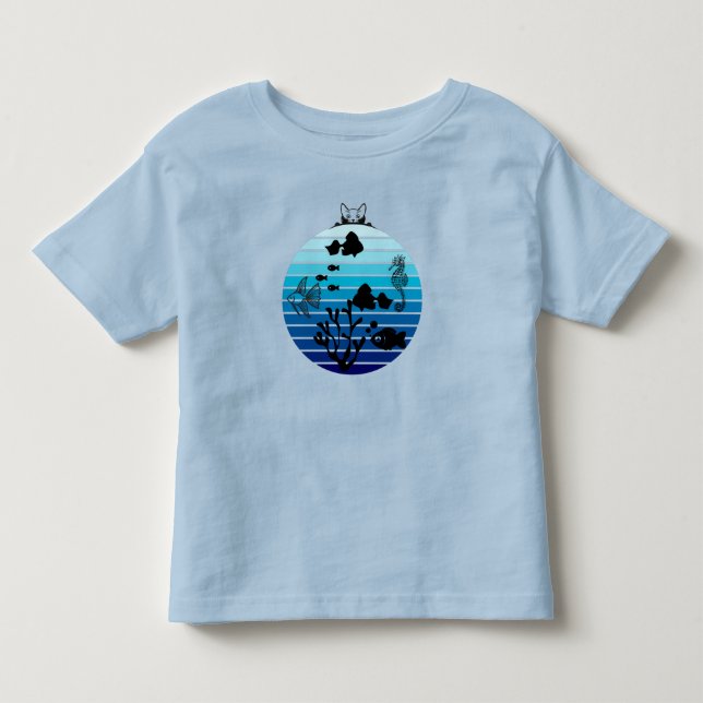 Kattunge tittar på fisken i fiskskålen t shirt (Framsida)
