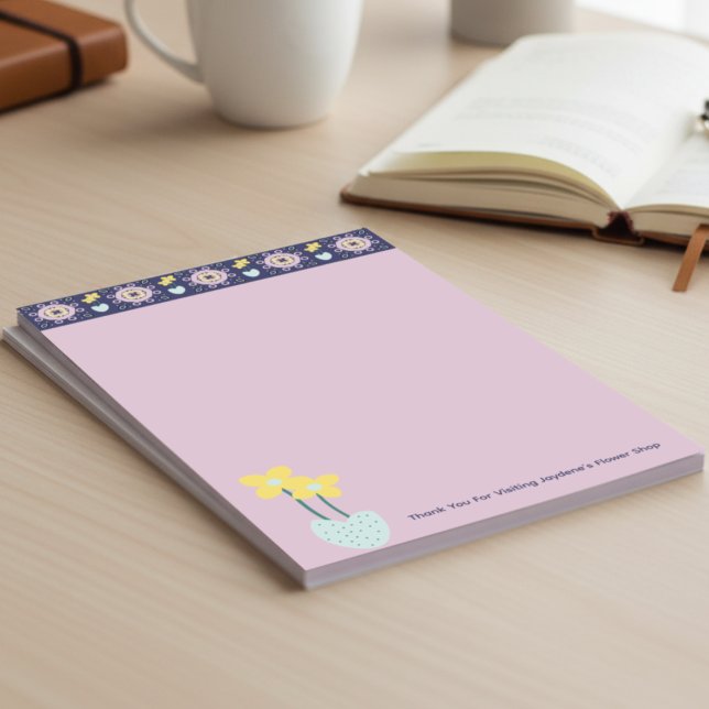 Kawai Blommig i mjuka pastellfärger Brevpapper (Cute pink Kawai writing paper for a flower shop or home. Customize the bottom area.)