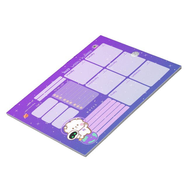 Kawaii Astronaut in Universe Weekly Planner Anteckningsblock (Vinklad)