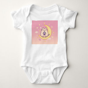 Kawaii Cat Drinking Bubble Tea on Crescent Måne - T Shirt
