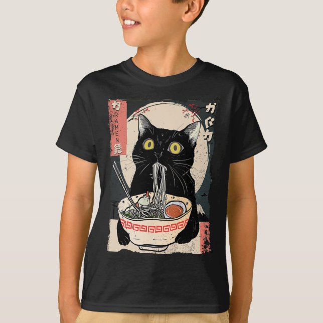 Kawaii Cat Eating Ramen Noodles Funny Anime Gift G T Shirt (Framsida)