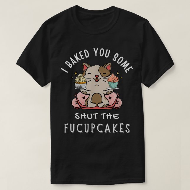 Kawaii Cute Cat... Jag har precis bakat dig lite.. T Shirt (Design framsida)