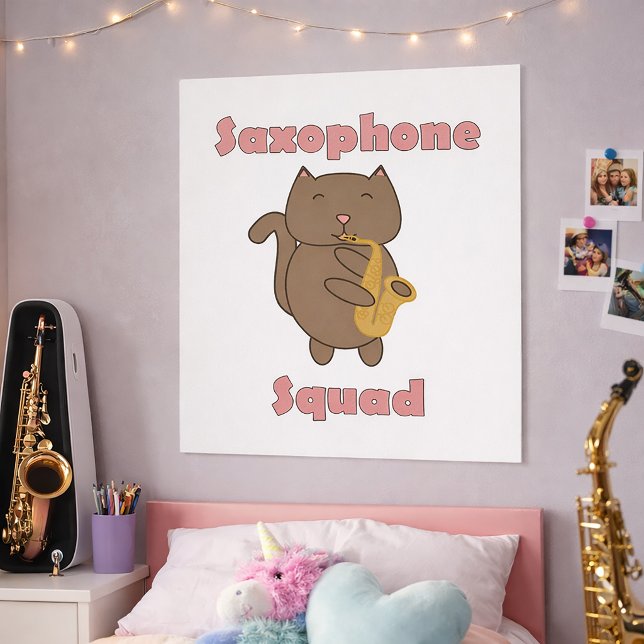 Kawaii musikband Kitty spelar saxofon-squad Poster (A poster of a cat playing the saxophone with the words saxophone squad in pink letters.)