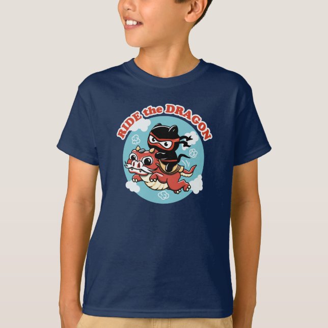 Kawaii Ninja Cat | Ride Dragon T Shirt (Framsida)