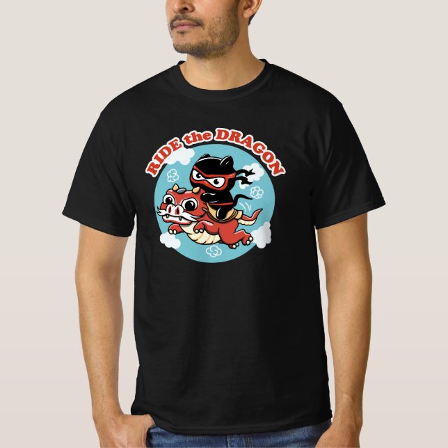 Kawaii Ninja Cat | Ride Dragon T Shirt (Framsida)