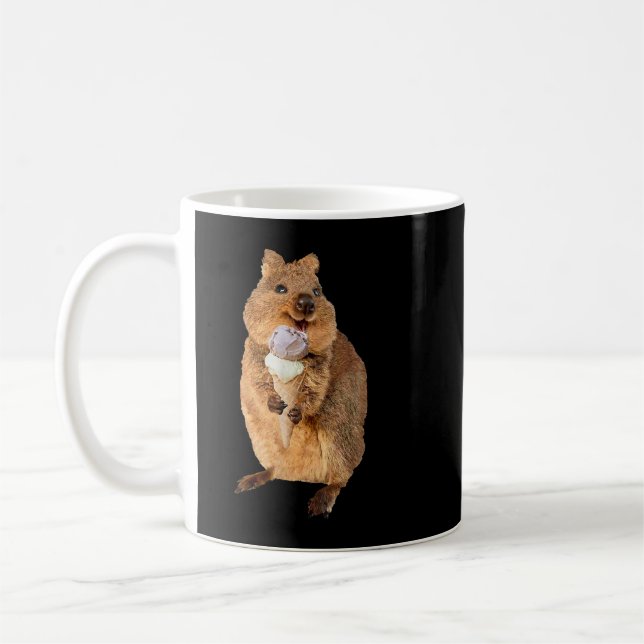 Kawaii quokka som äter glass cone kaffemugg (Vänster)