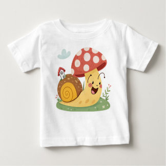 Kawaii Snigel med Mushroom House T Shirt