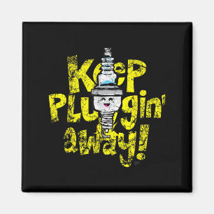 Kawaii Spark Plug Behålla Purrin Away Motivational Magnet